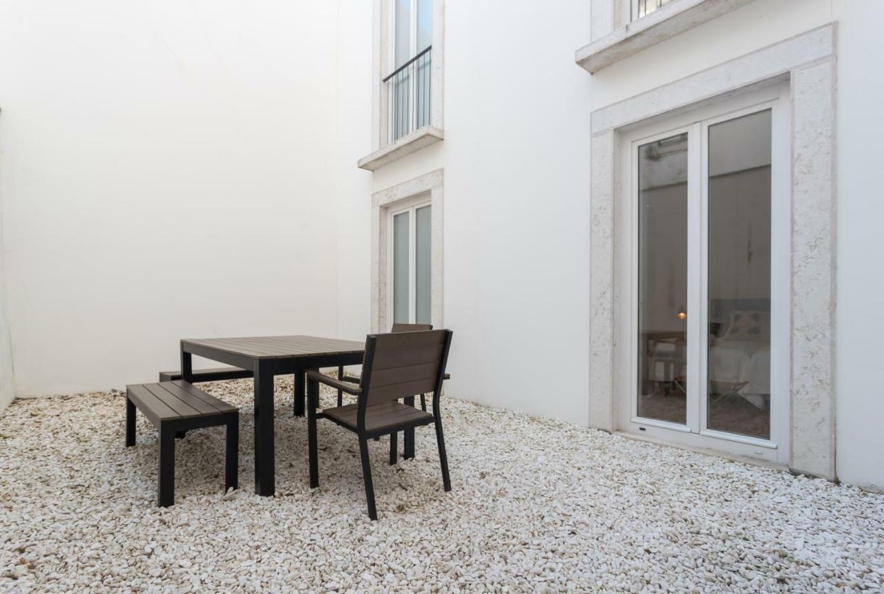 Chiado Cozy Apartments - By Lu Holidays Lisbon Exterior photo