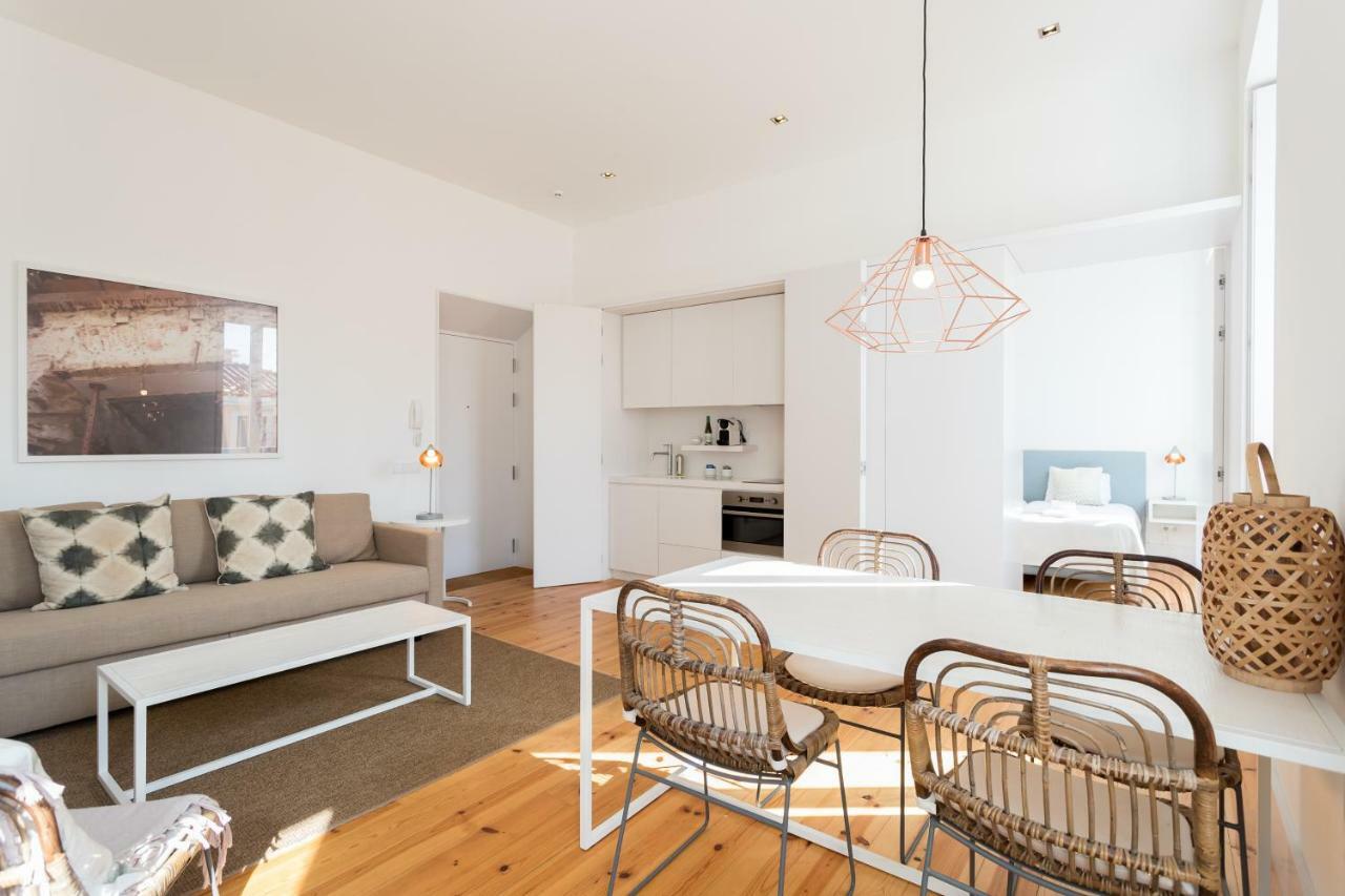 Chiado Cozy Apartments - By Lu Holidays Lisbon Exterior photo