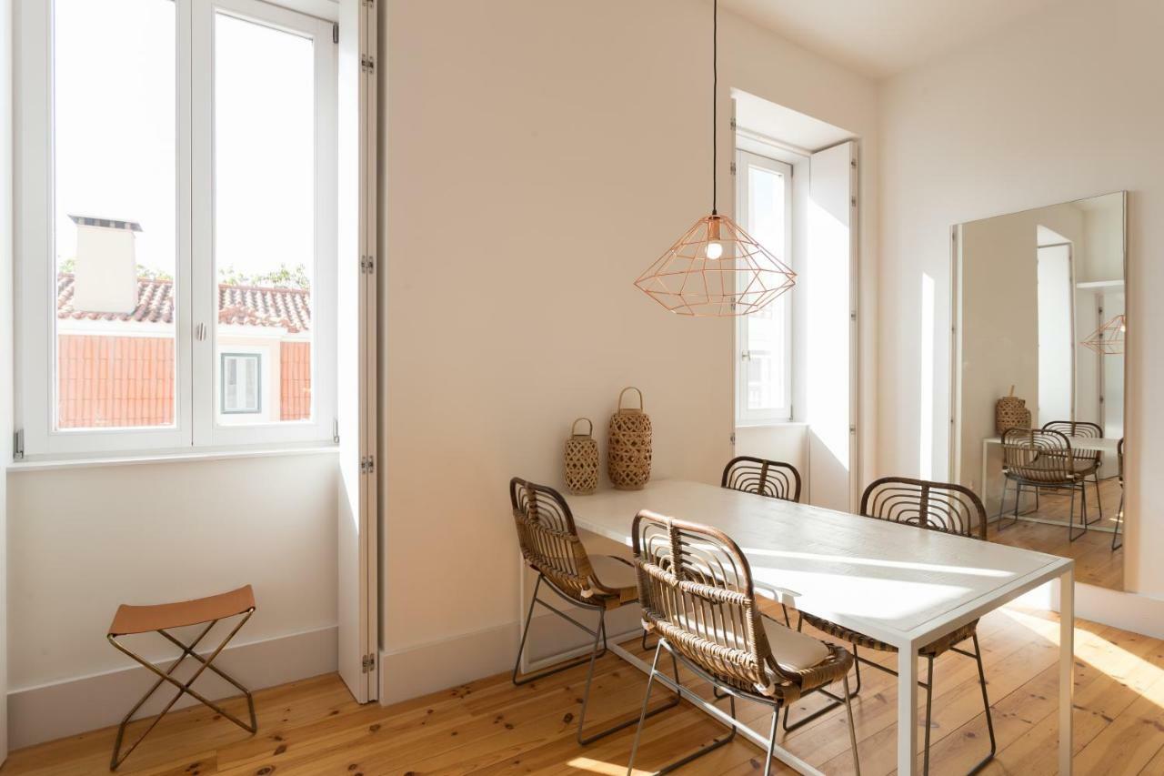 Chiado Cozy Apartments - By Lu Holidays Lisbon Exterior photo